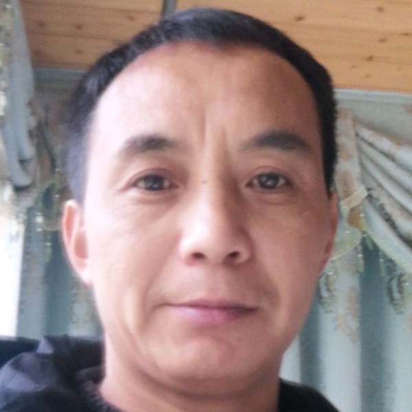 天空泪了帅气的照片