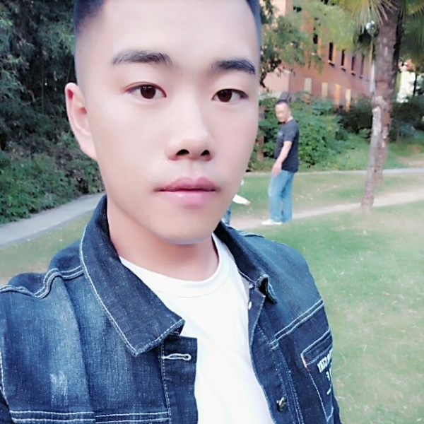 不知曲中意的照片