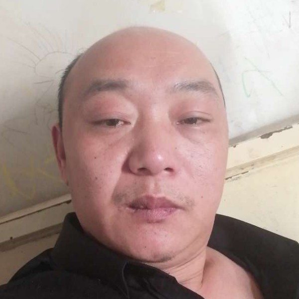 王广亚的照片
