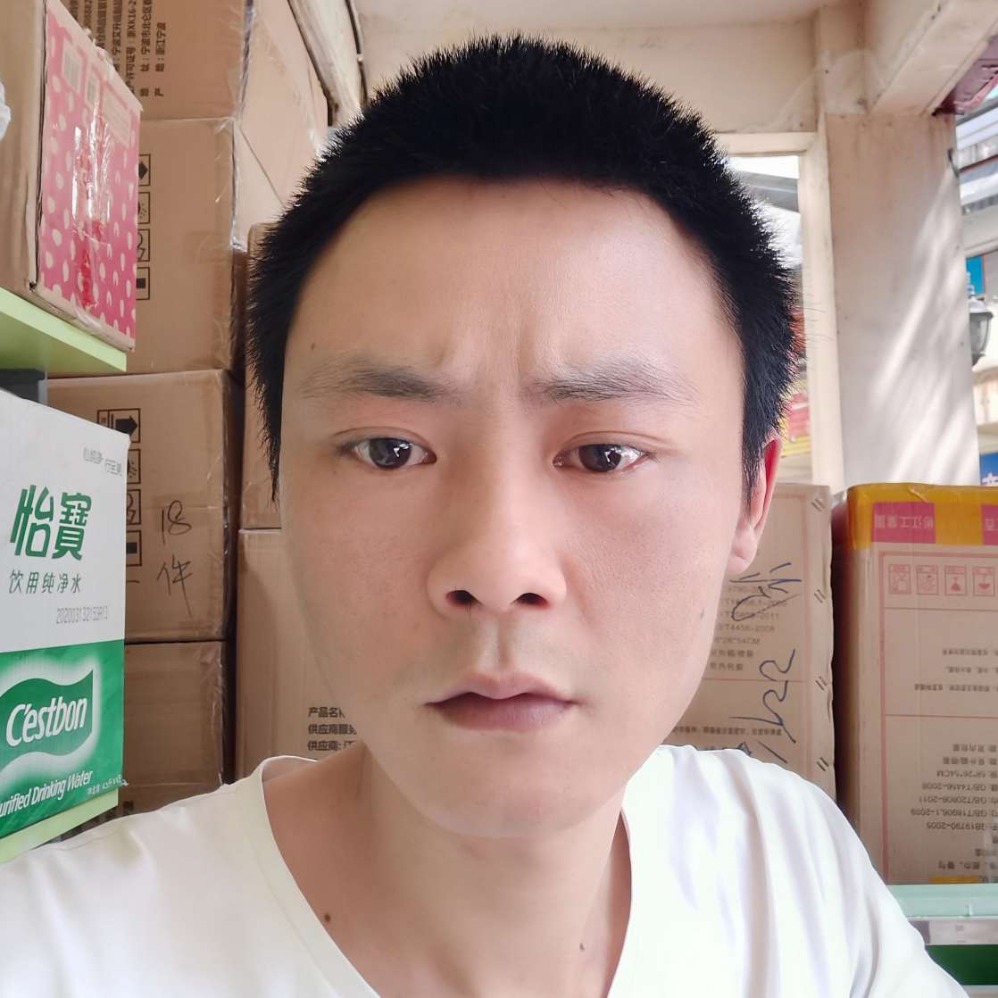 走领证去敢不？的照片