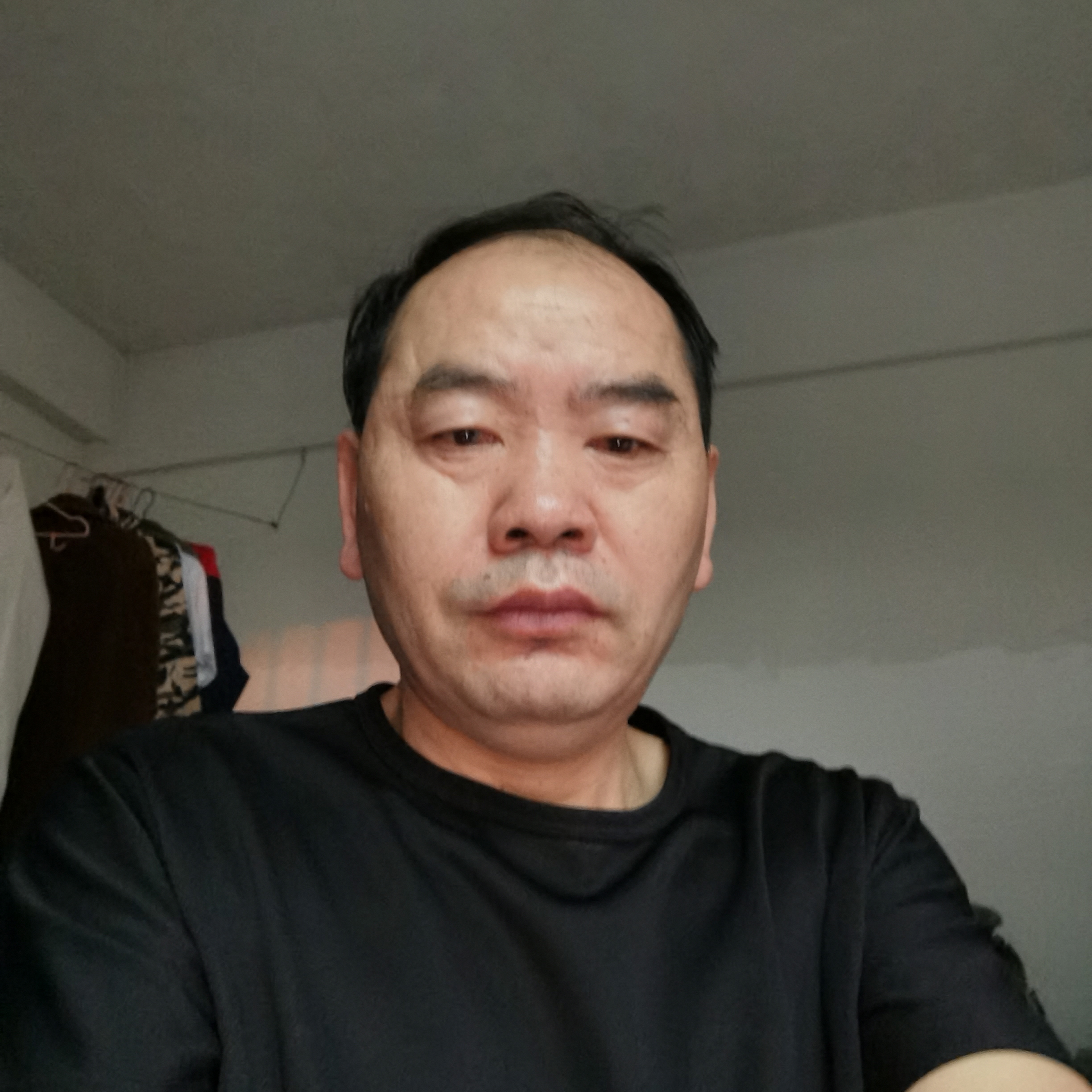 若溪爱恋淡定的照片