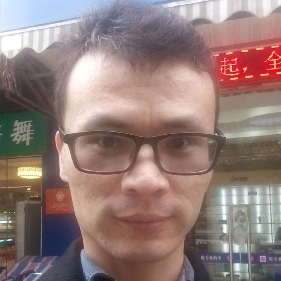 依然如故2022的照片