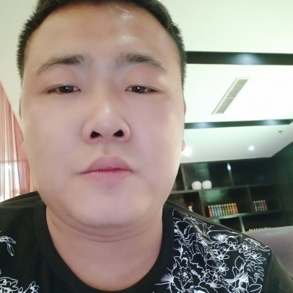 军✔哥的照片