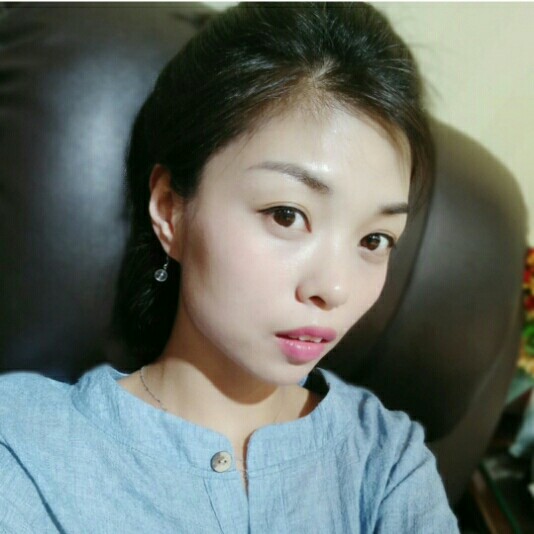 苹果水杯的照片