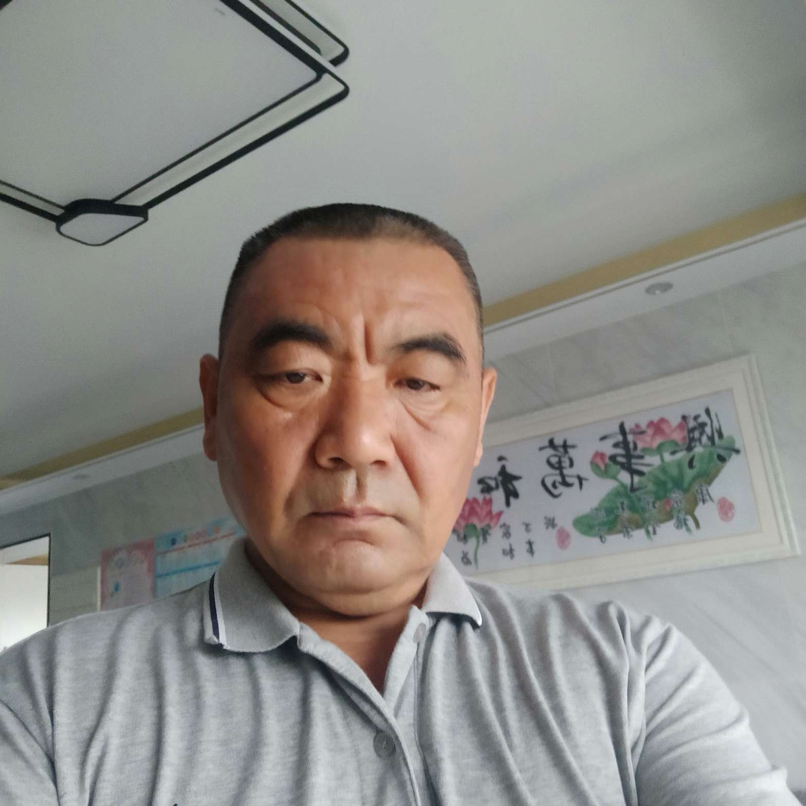 现实放弃大神的照片