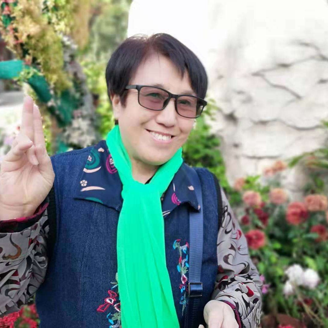 高贵等于小鸭子的照片
