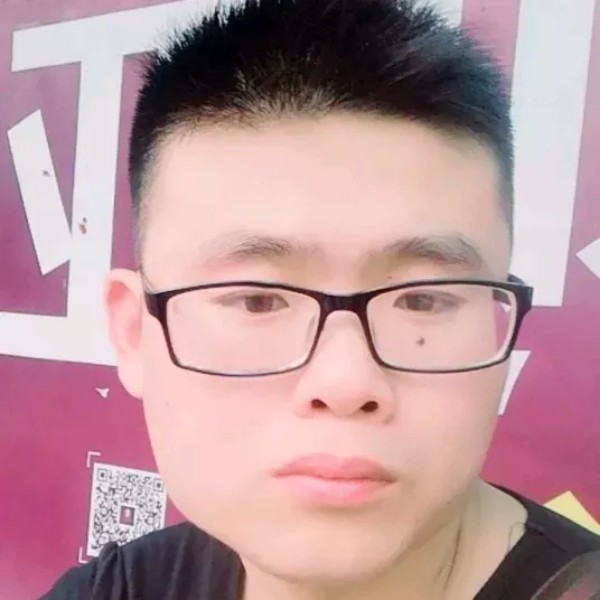 温暖倾心巨人的照片