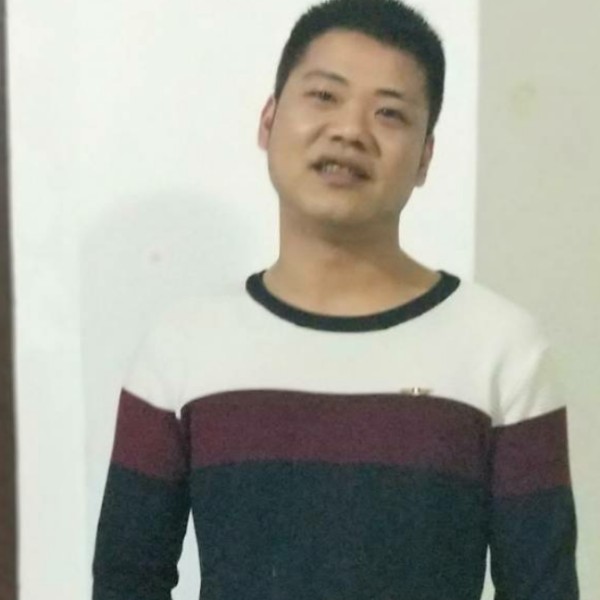 小兔子冷静的照片