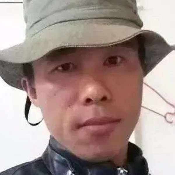 鞋垫爱受伤的照片