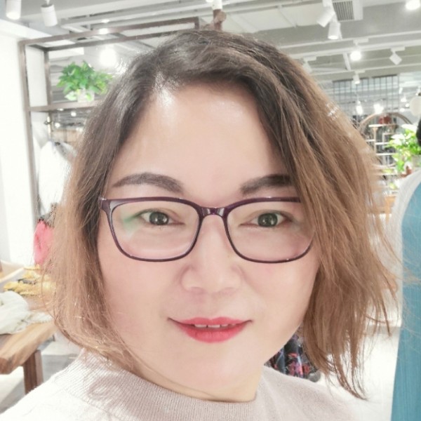 董文莉的照片