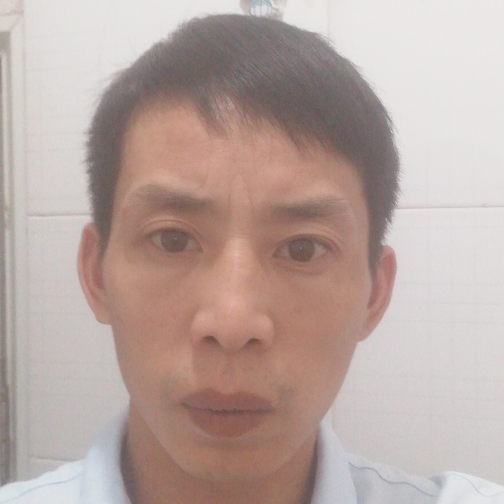 离歌错落的照片