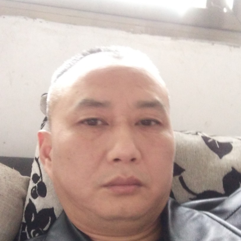 英勇請身影的照片