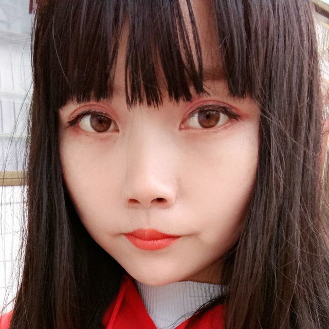 微笑背后的忧伤，的照片