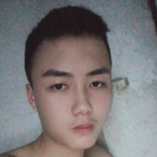 冷眸活泼的照片