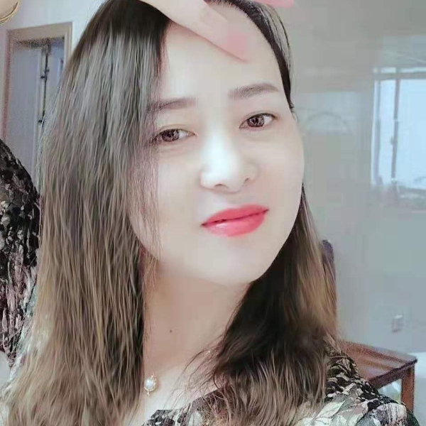 五月石榴的照片