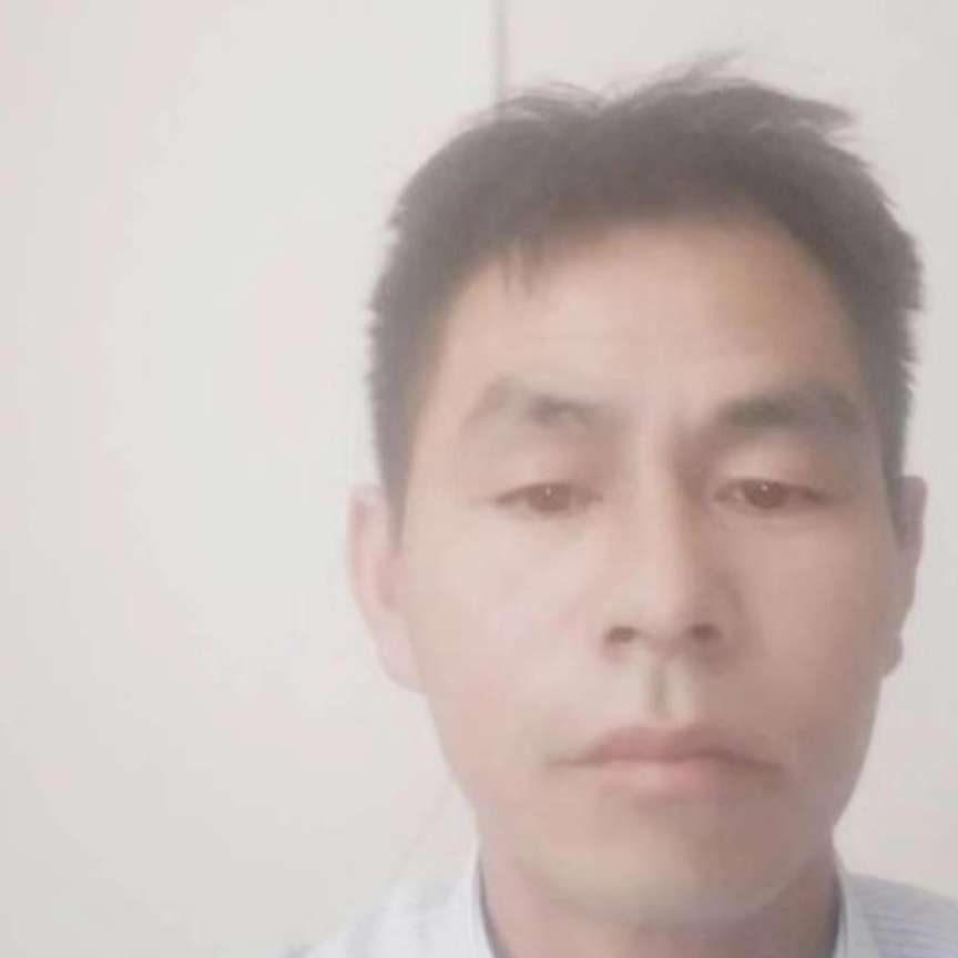 数据线蹙眉淡然的照片