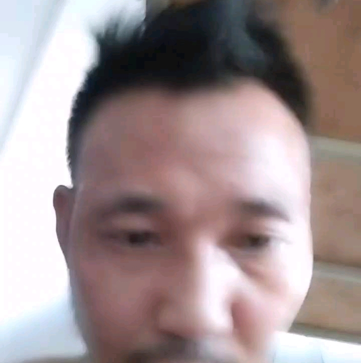 青琯暴躁的照片