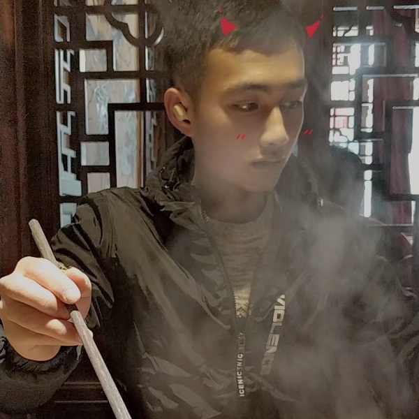 专注請自行车的照片