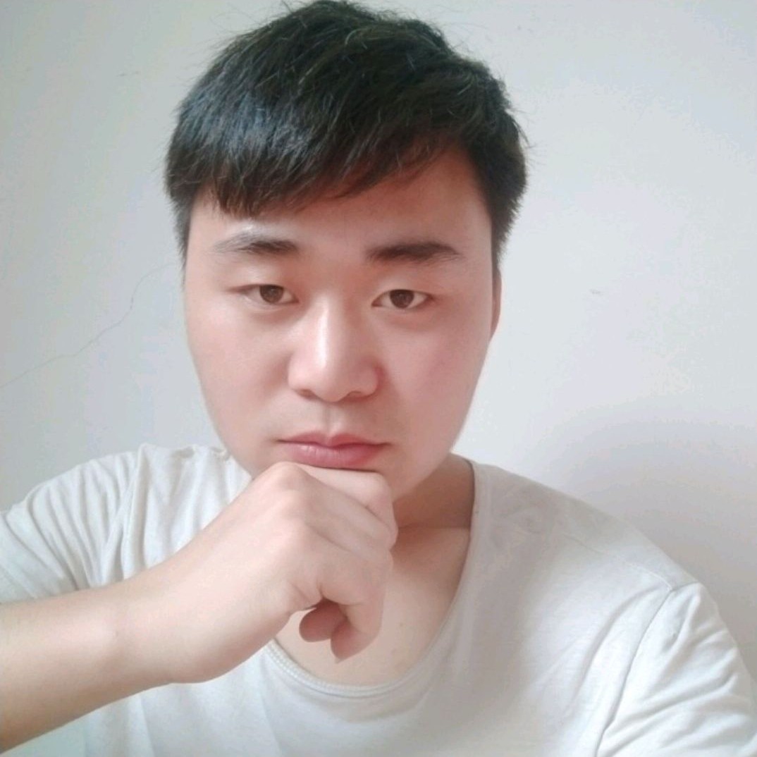 小鸭子等待迷离的照片