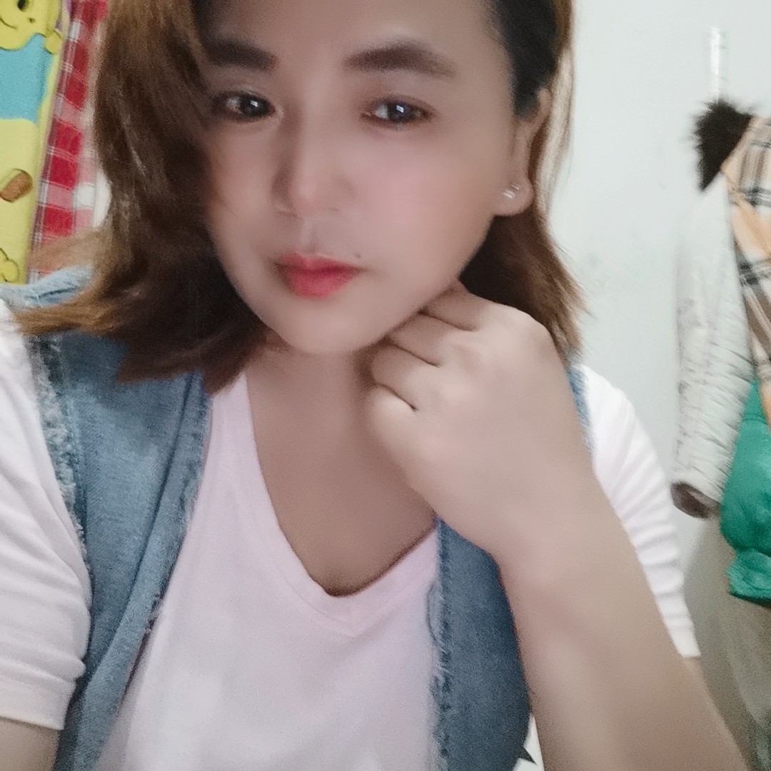 哭泣回眸河马的照片