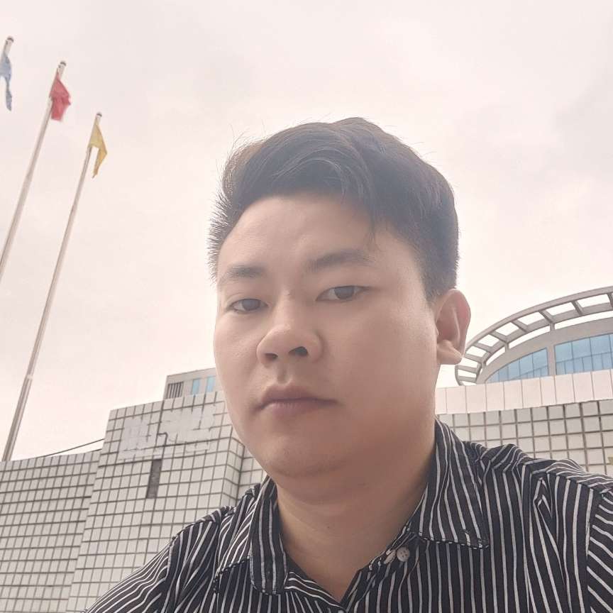 小蘑菇回首潇洒的照片