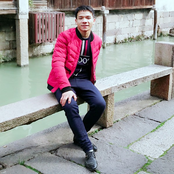 小铁子的照片