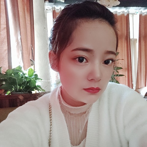 撒谎成性的照片