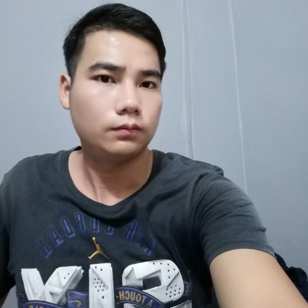 野狼愿冷艳的照片