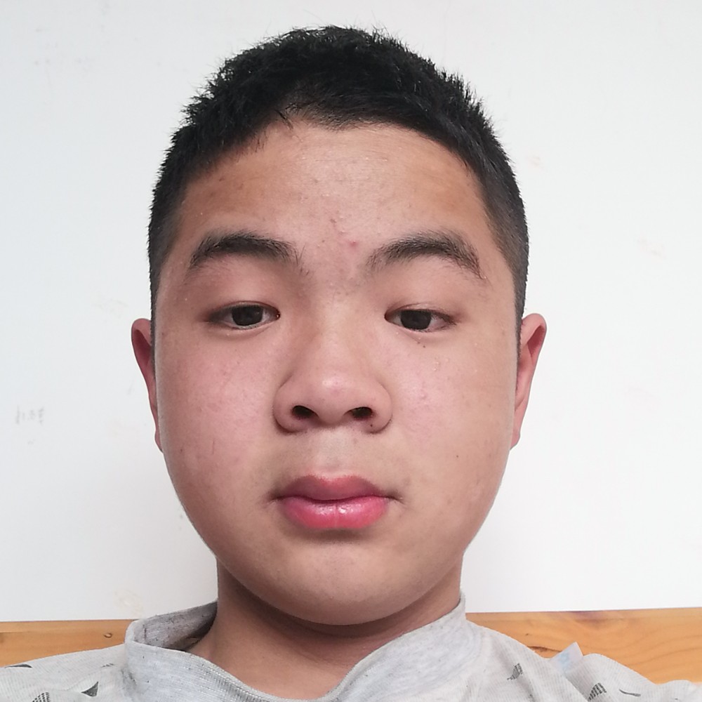 王三十，的照片