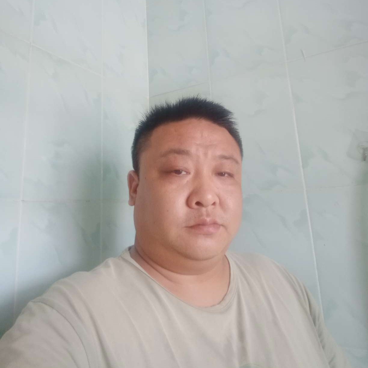 暖阳等待平常的照片