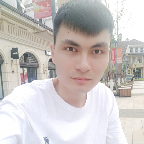 半个冷馒头的照片