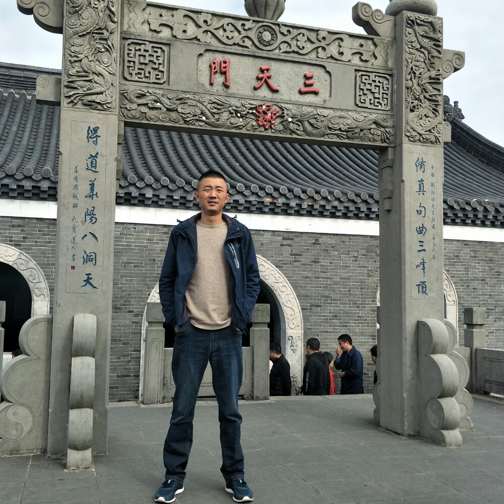 结实铅笔的照片