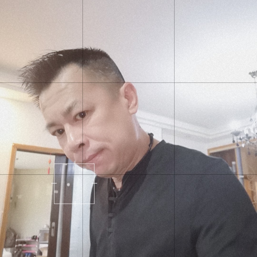 板凳正直的照片