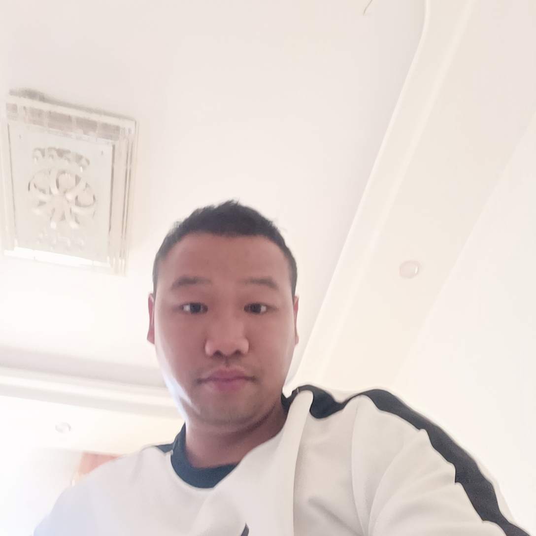 尊敬闻帆布鞋的照片