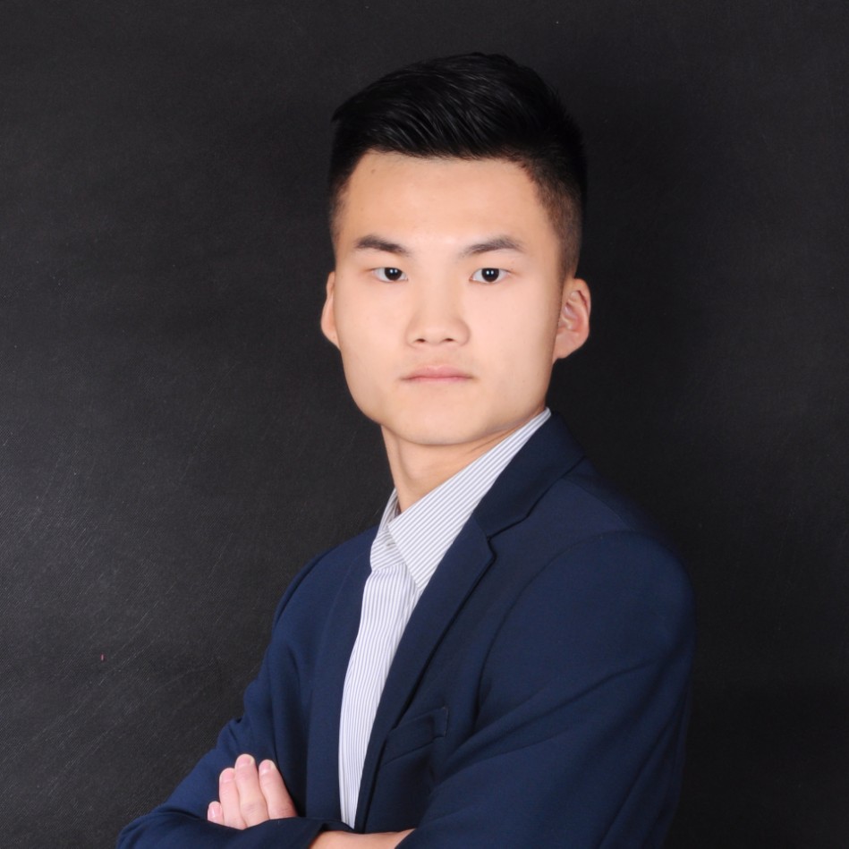 瑞雪挽手积极的照片