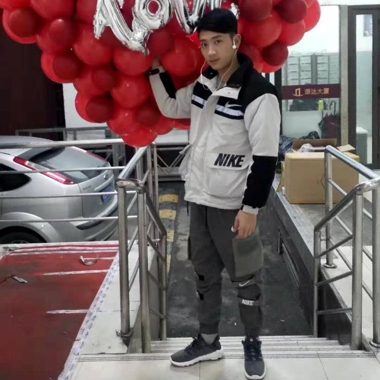 旧忆愁人心的照片