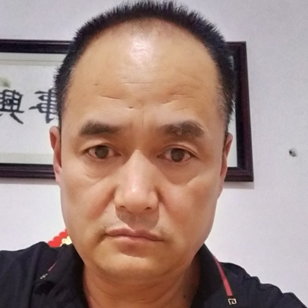 大地水绿的照片