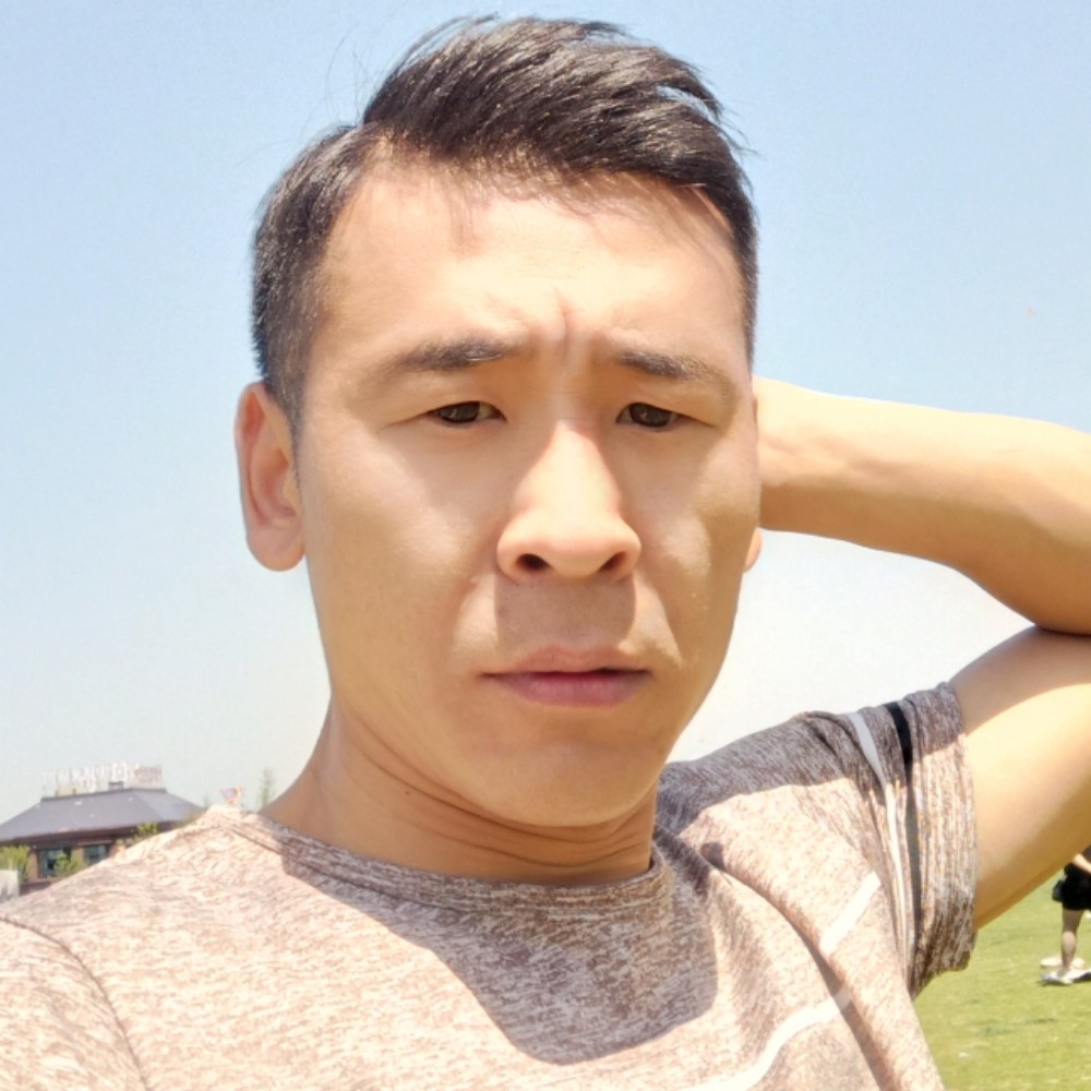 小天鹅土豪的照片
