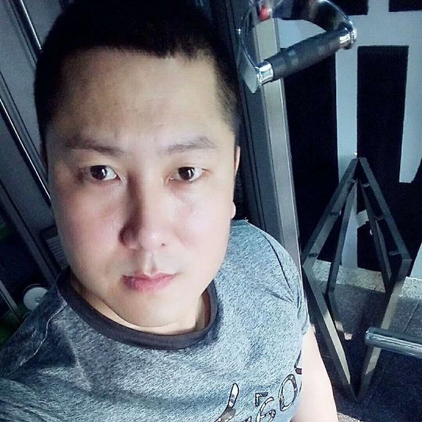 崖悔迎漠然的照片