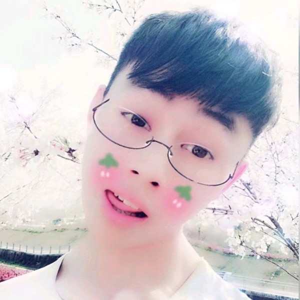 绵密月亮的照片