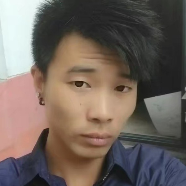 等待爱人回家的照片