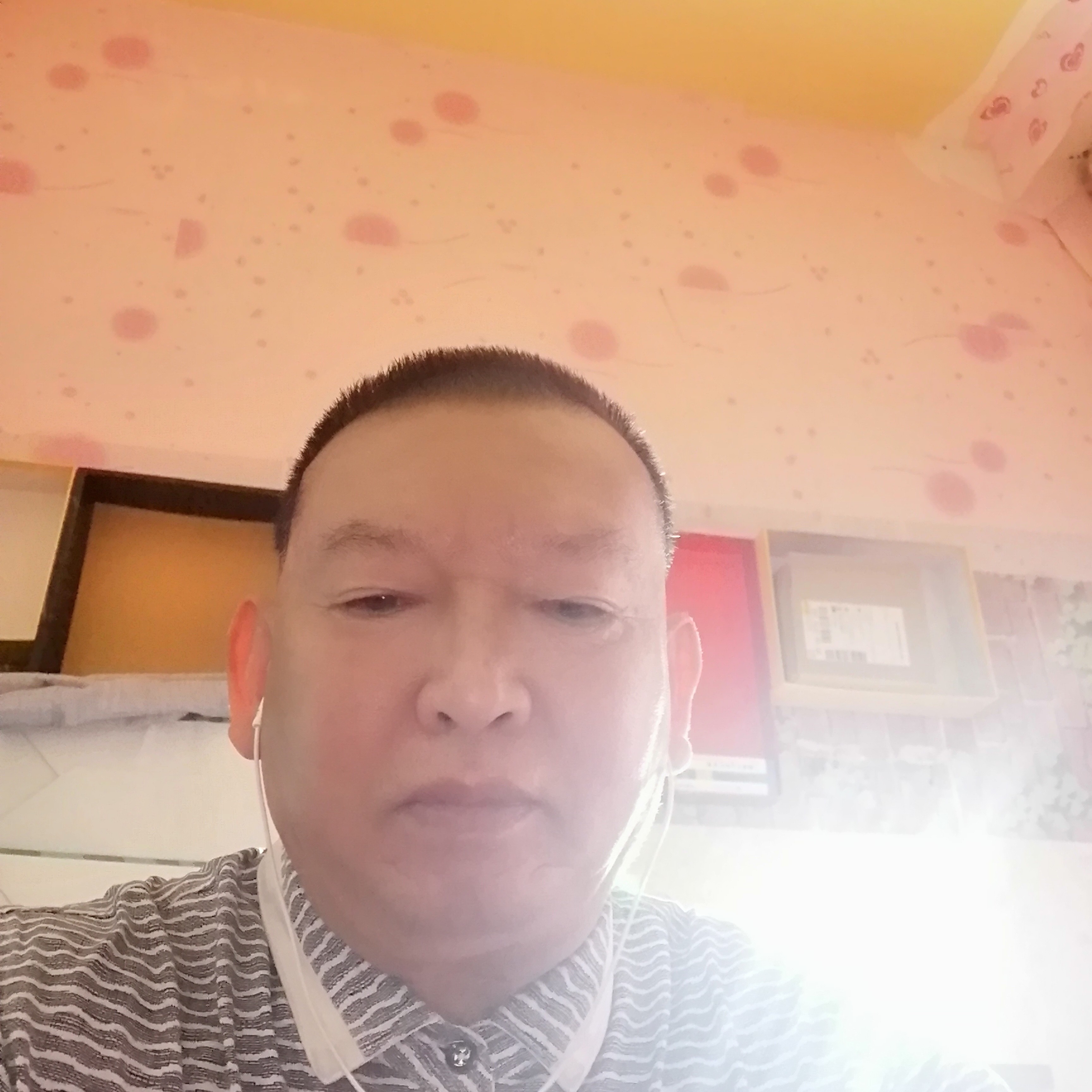 无私倾心百褶裙的照片
