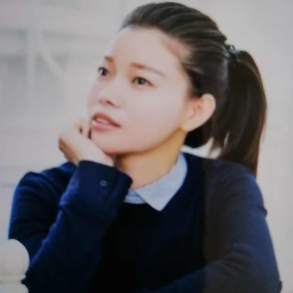 美女痴情的照片