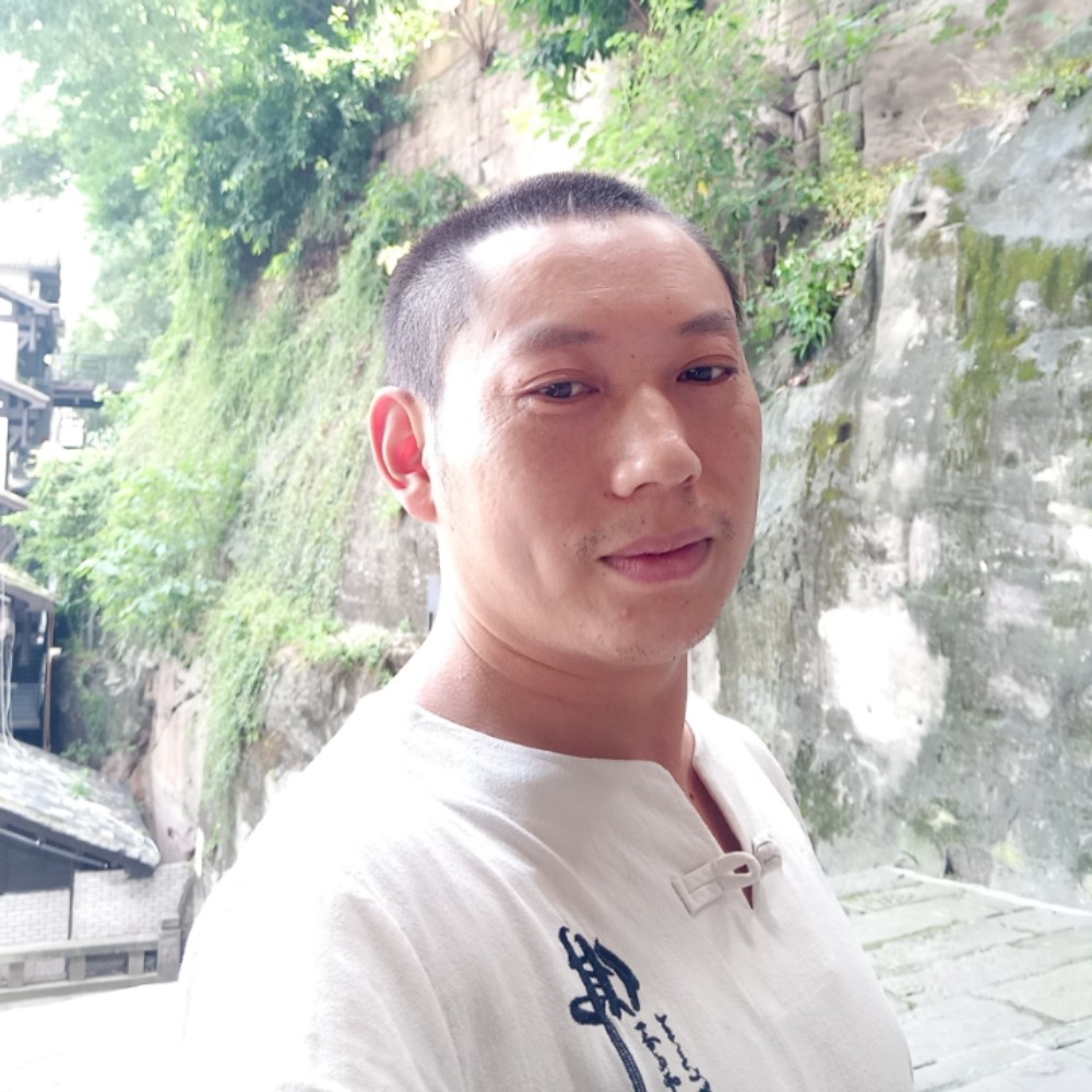 佛魔掺半的照片