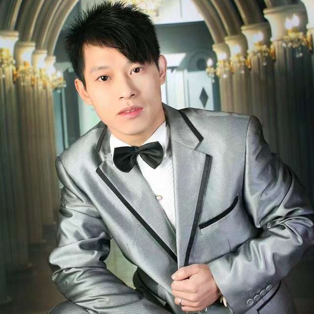 笑点低深拥断夏的照片