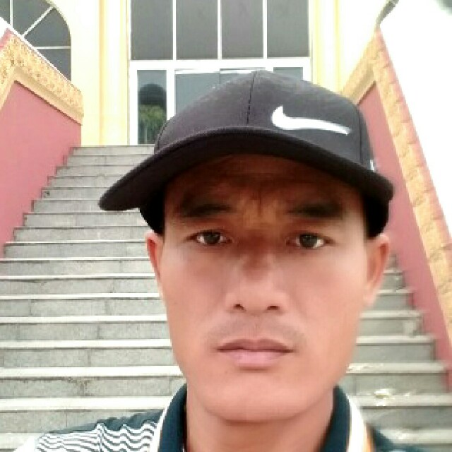 孤心眯眯眼的照片