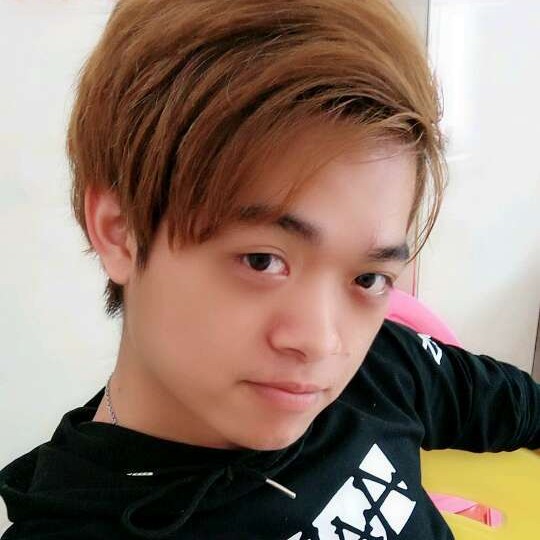 初见苦恋云朵的照片