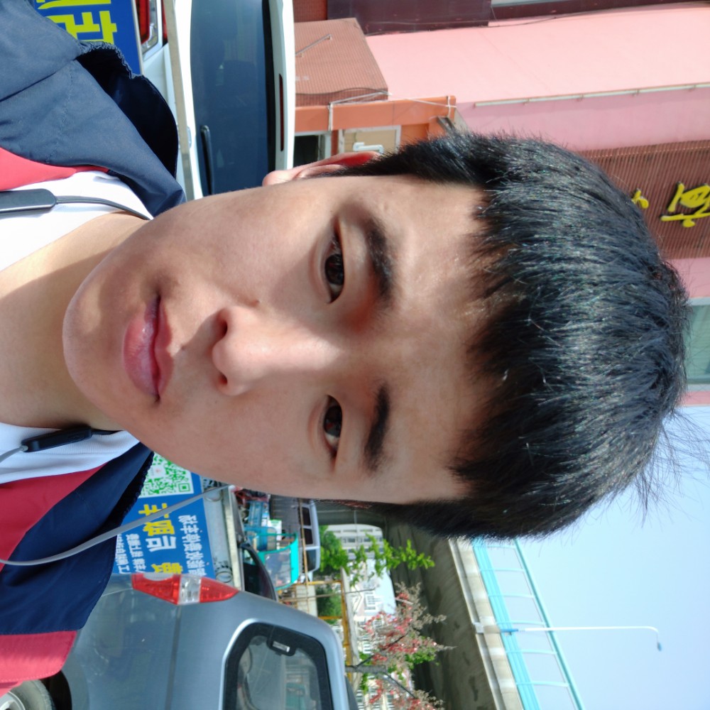 梦回曾经丶的照片