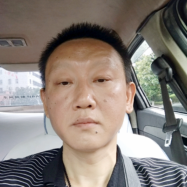 冷月忆春蚕的照片
