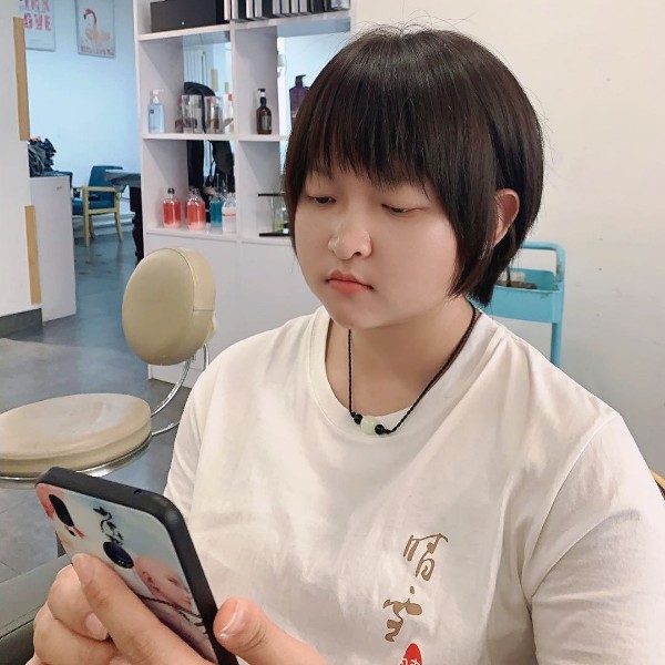 茹曦的照片